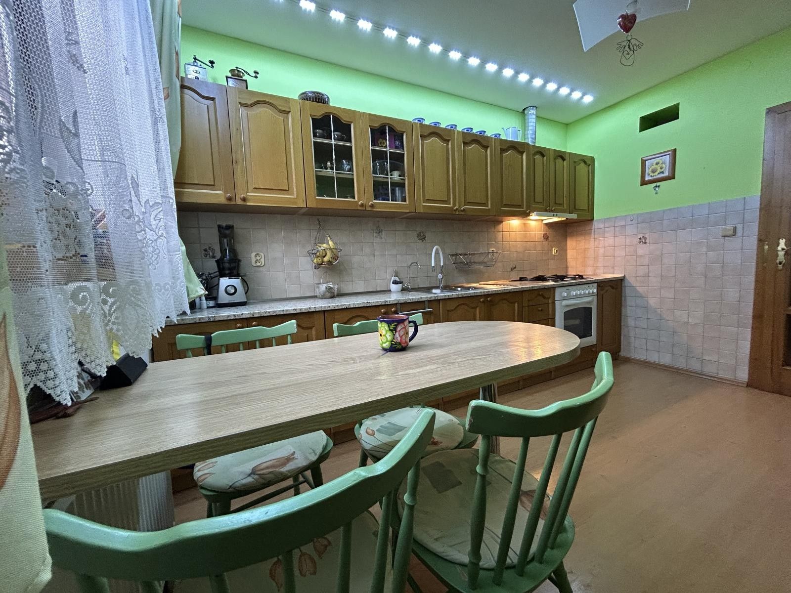Prodej nemovitosti 170 m² - foto 7