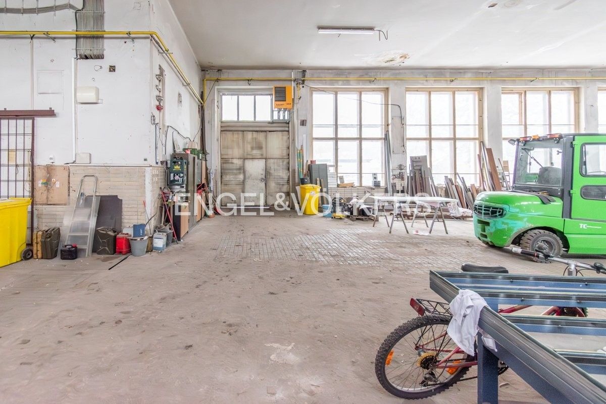 Pronájem komerčního prostoru 474 m² - foto 3