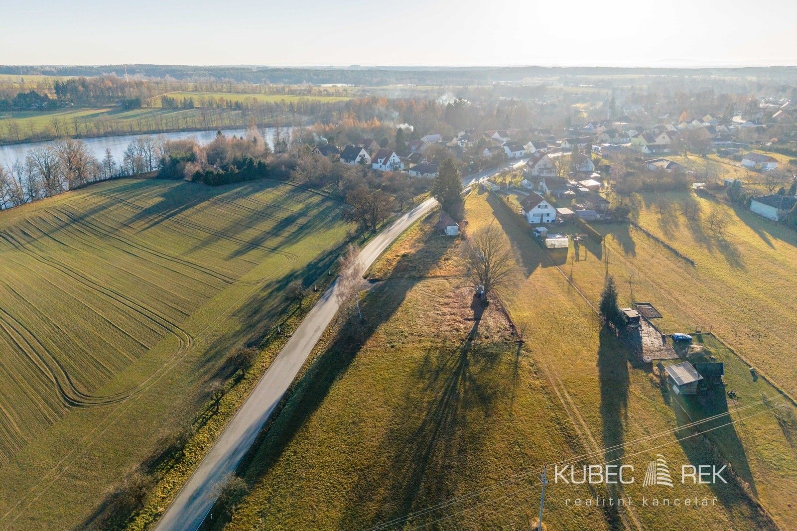 Prodej pozemku 785 m² - foto 8