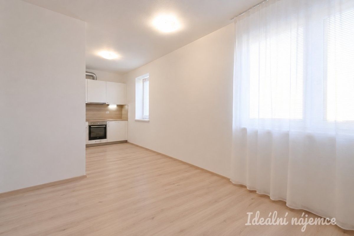 Prodej bytu 1+kk 32 m² - foto 5
