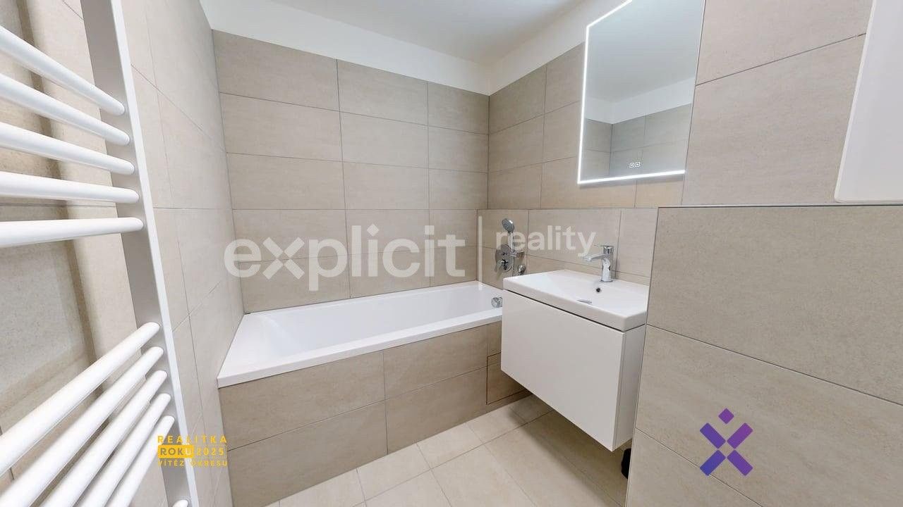 Pronájem bytu 1+kk 41 m² - foto 3