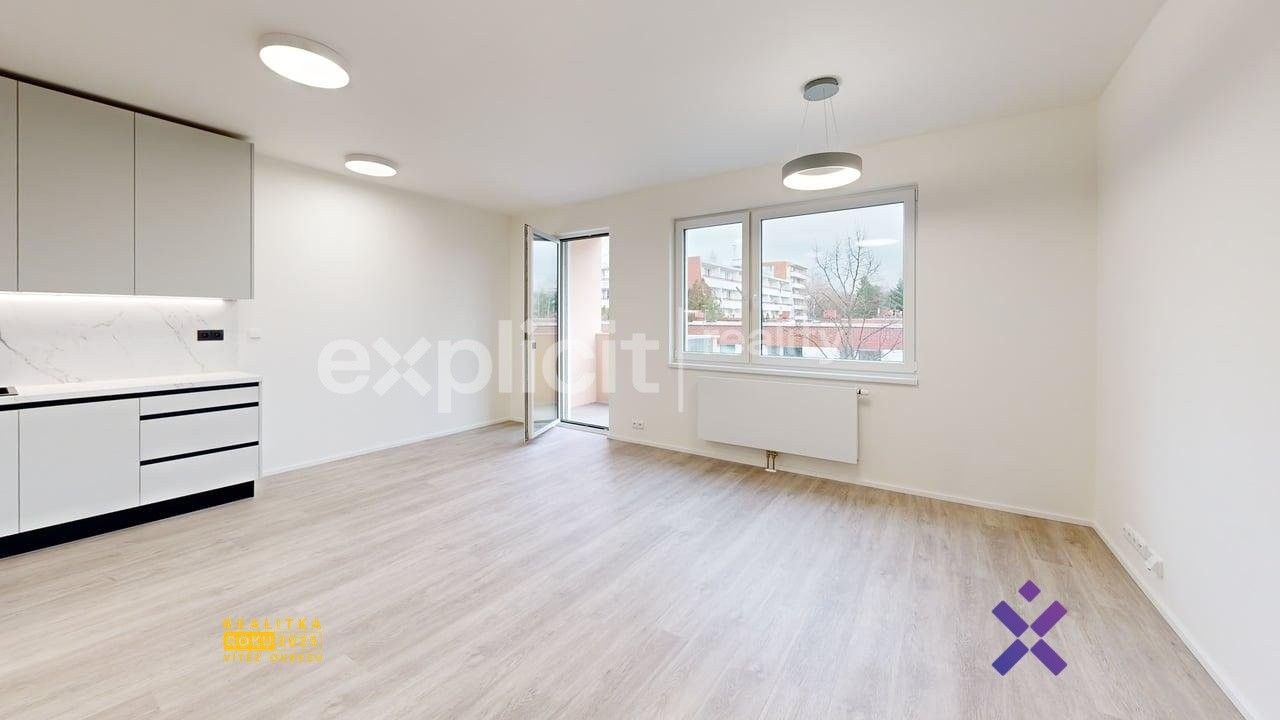 Pronájem bytu 1+kk 41 m² - foto 5