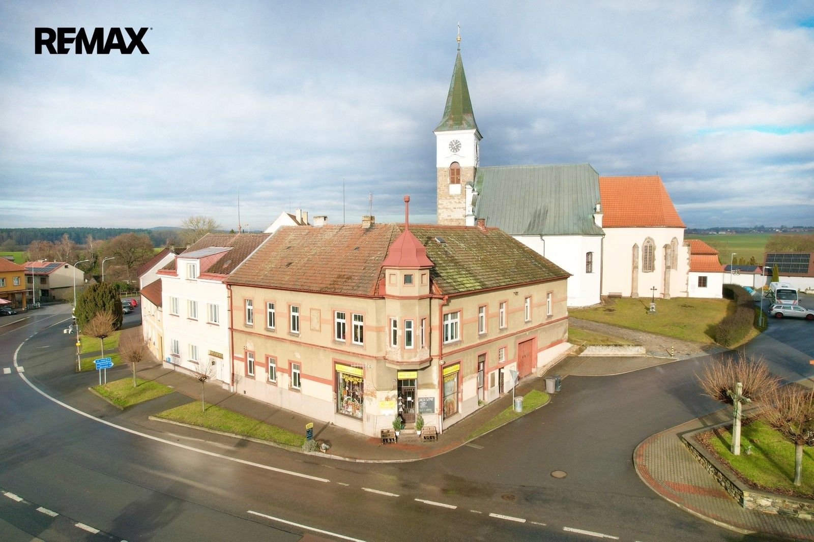 Prodej domu 500 m² - foto 1