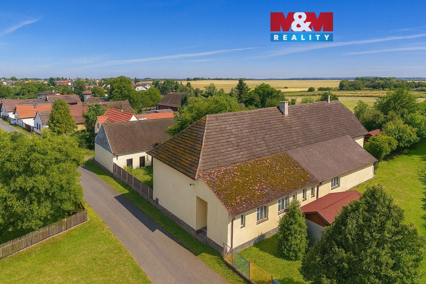 Prodej domu 240 m² - foto 1