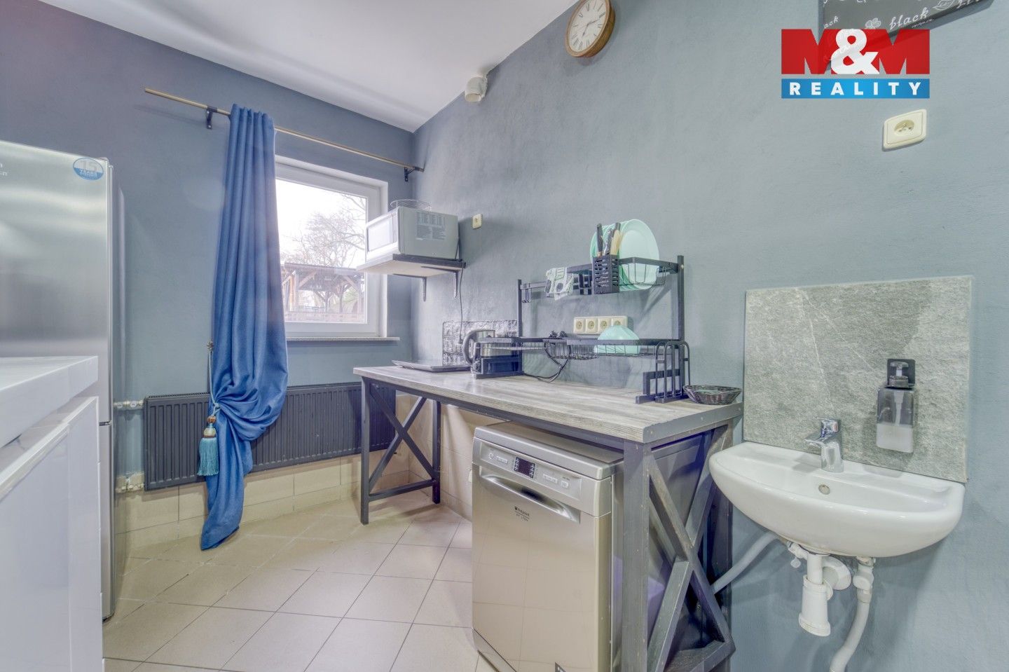 Prodej komerčního prostoru 562 m² - foto 4