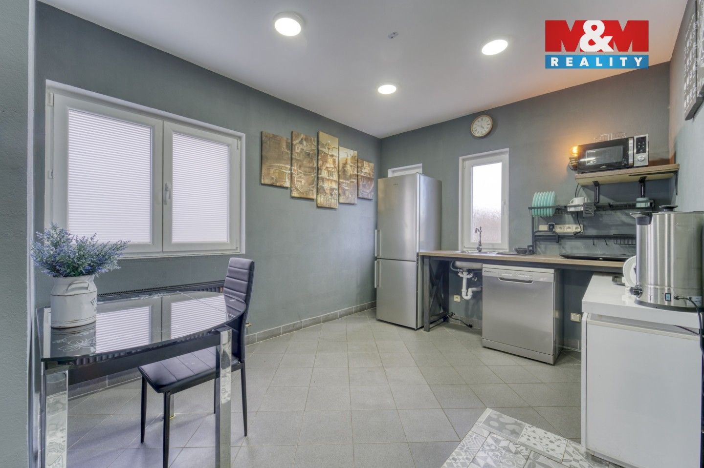 Prodej komerčního prostoru 562 m² - foto 3