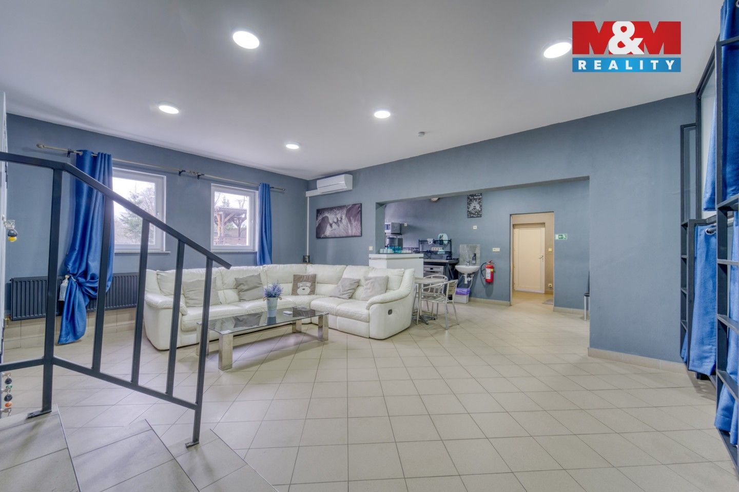 Prodej komerčního prostoru 562 m² - foto 5
