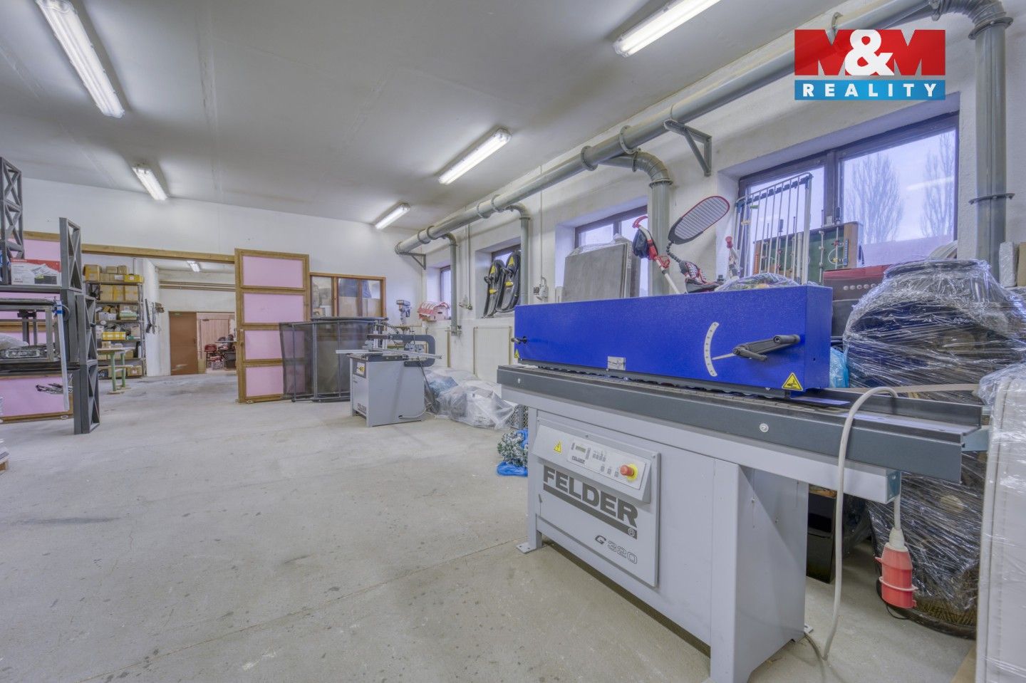 Prodej komerčního prostoru 562 m² - foto 24