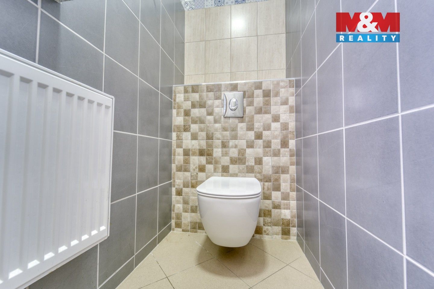 Prodej komerčního prostoru 562 m² - foto 32