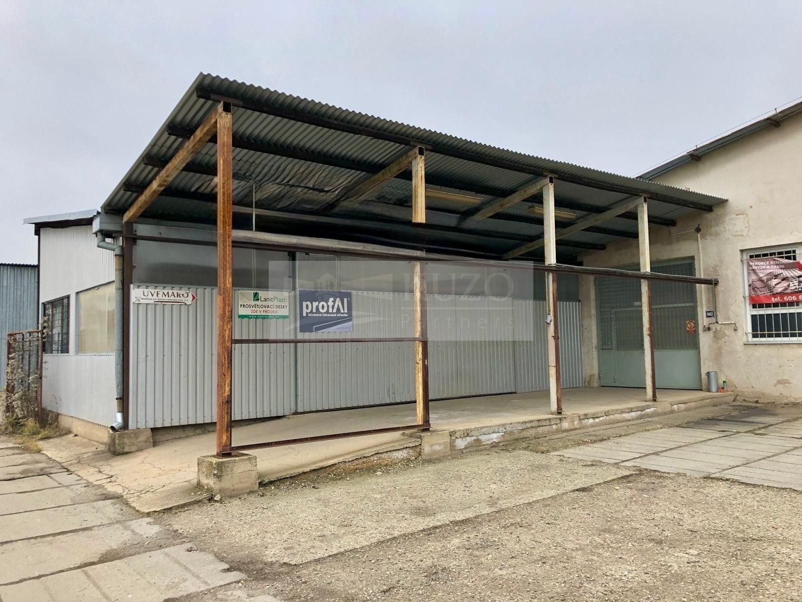 Pronájem komerčního prostoru 912 m² - foto 6