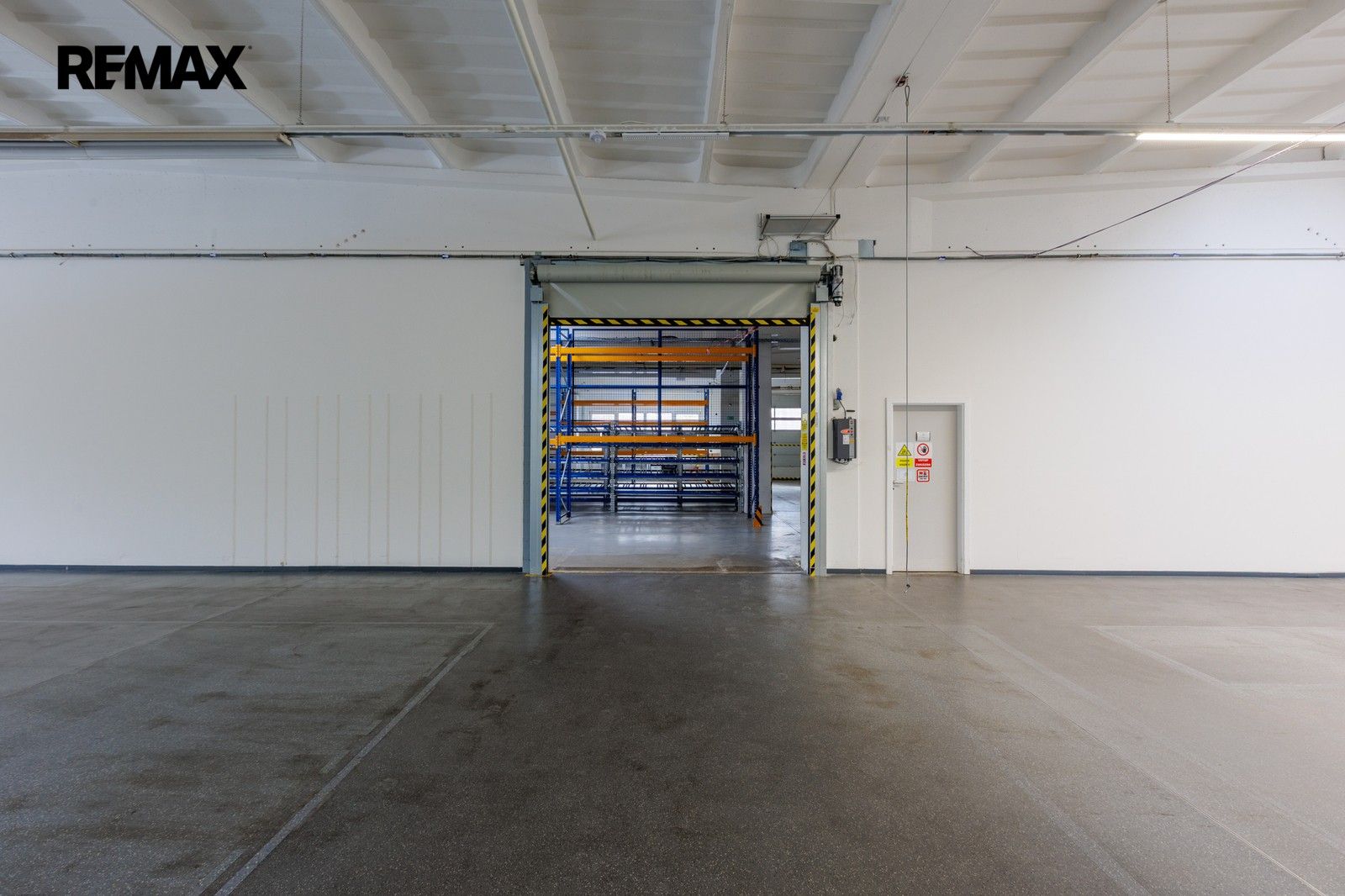 Pronájem komerčního prostoru 7000 m² - foto 3