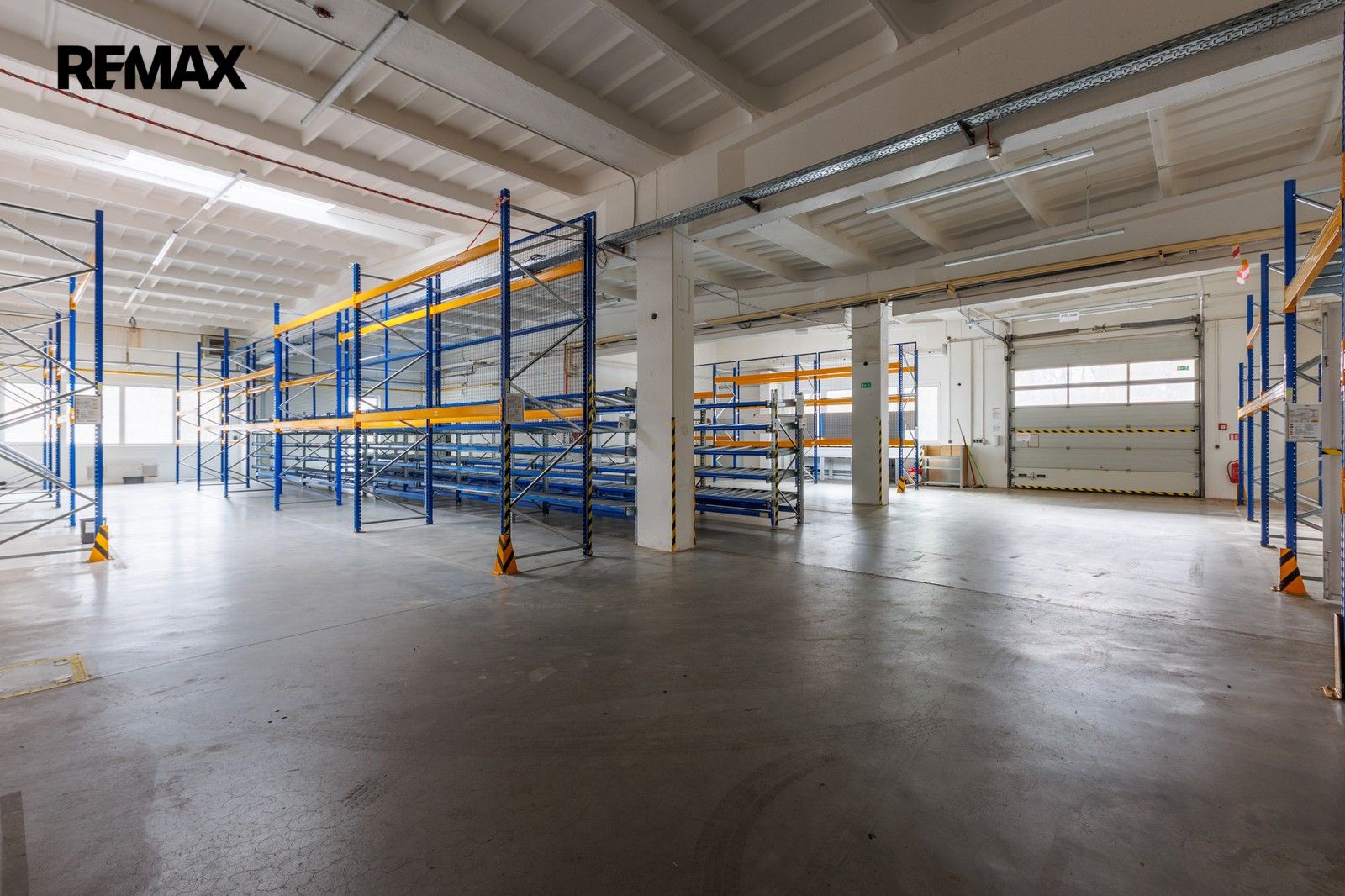 Pronájem komerčního prostoru 7000 m² - foto 4