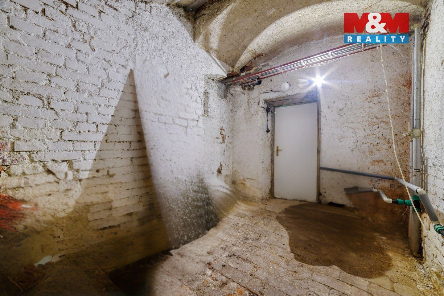 Prodej komerčního prostoru 14 m² - foto 6