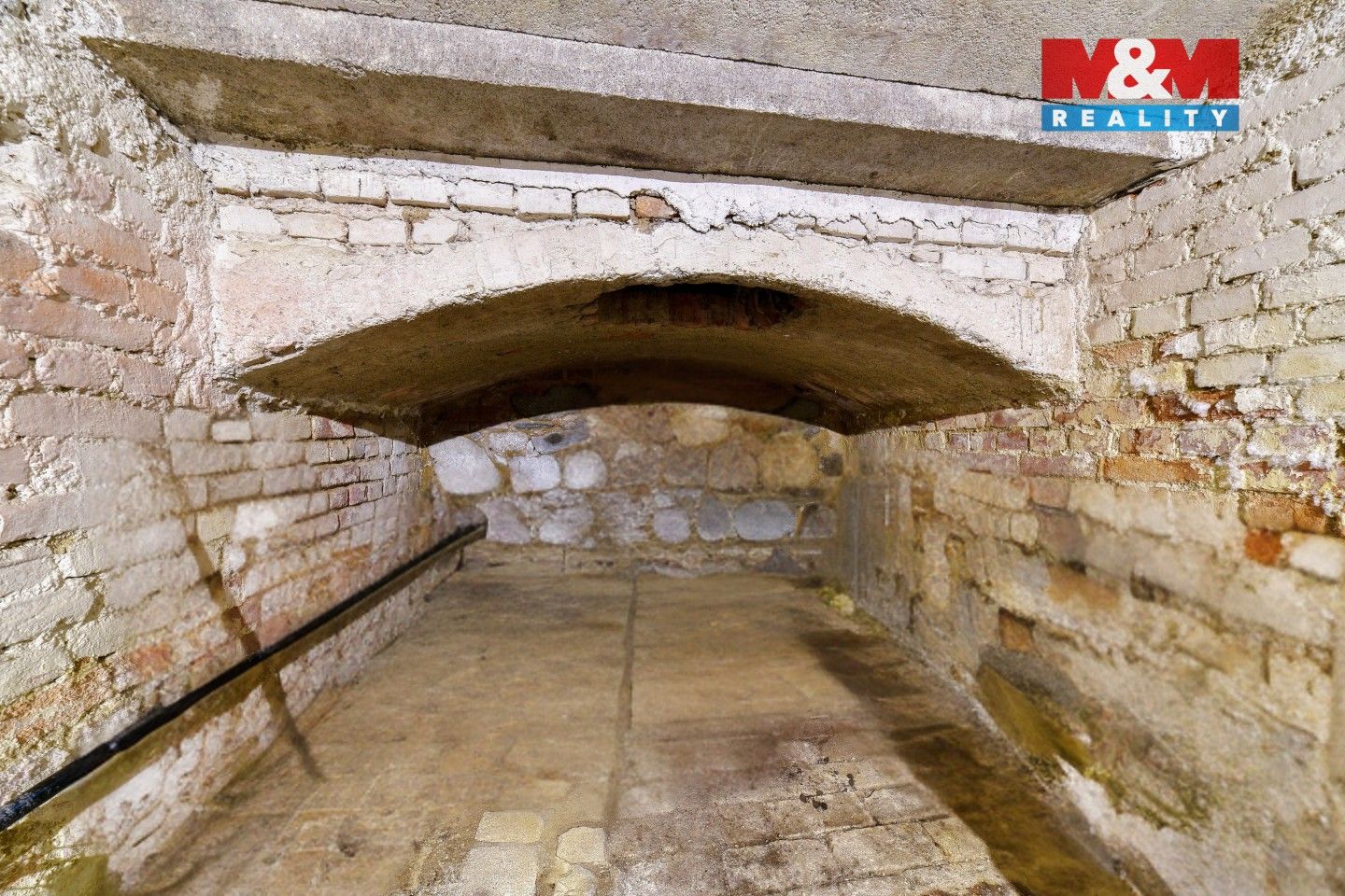 Prodej komerčního prostoru 14 m² - foto 4