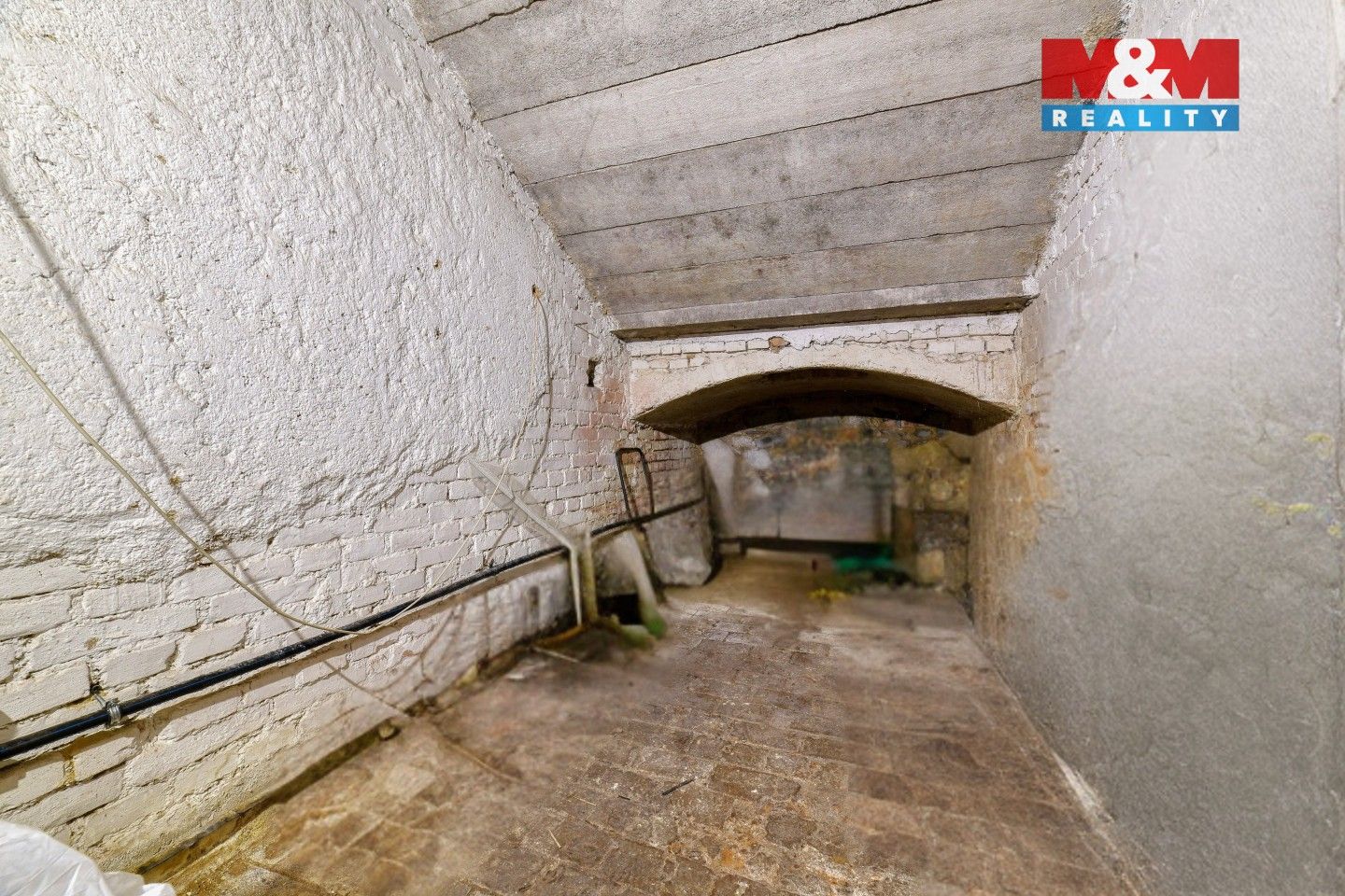 Prodej komerčního prostoru 14 m² - foto 2