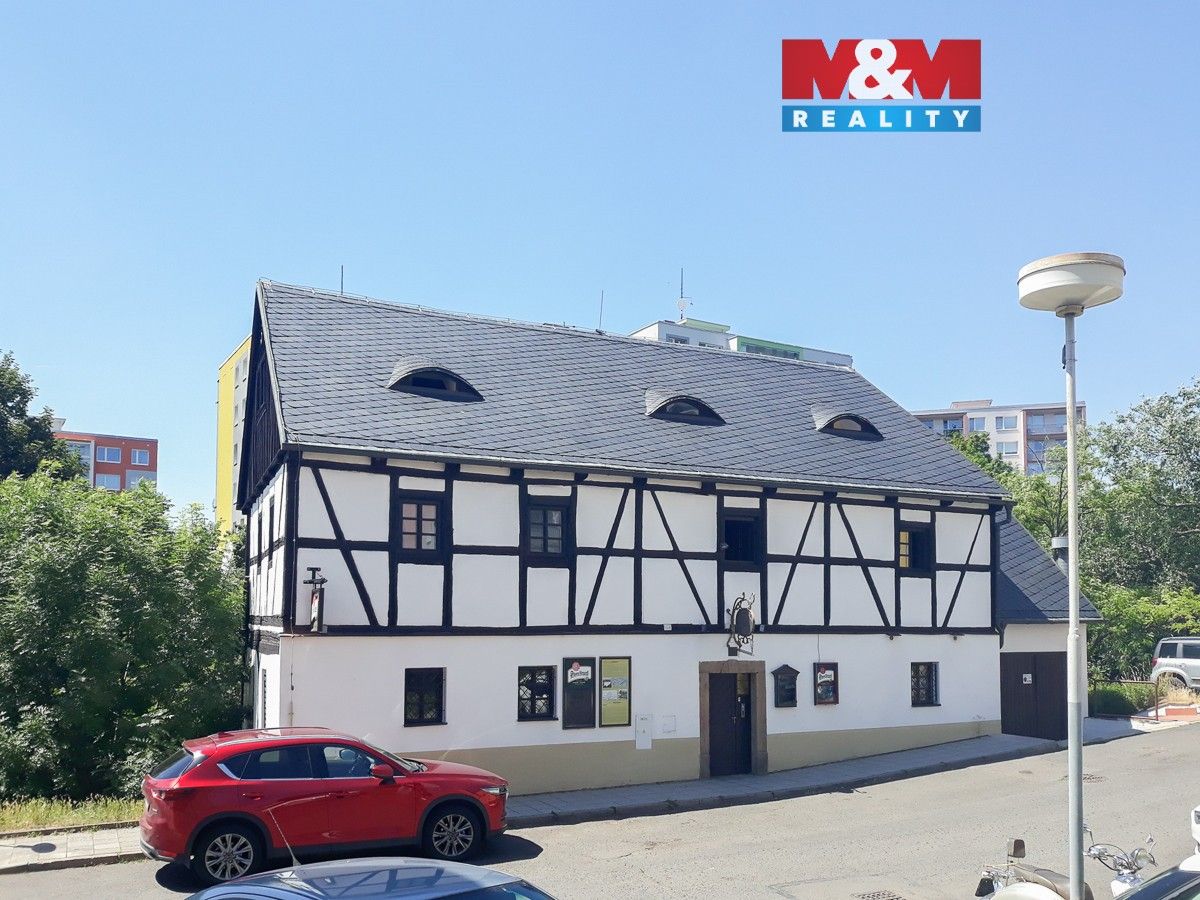 Pronájem komerčního prostoru 400 m² - foto 1