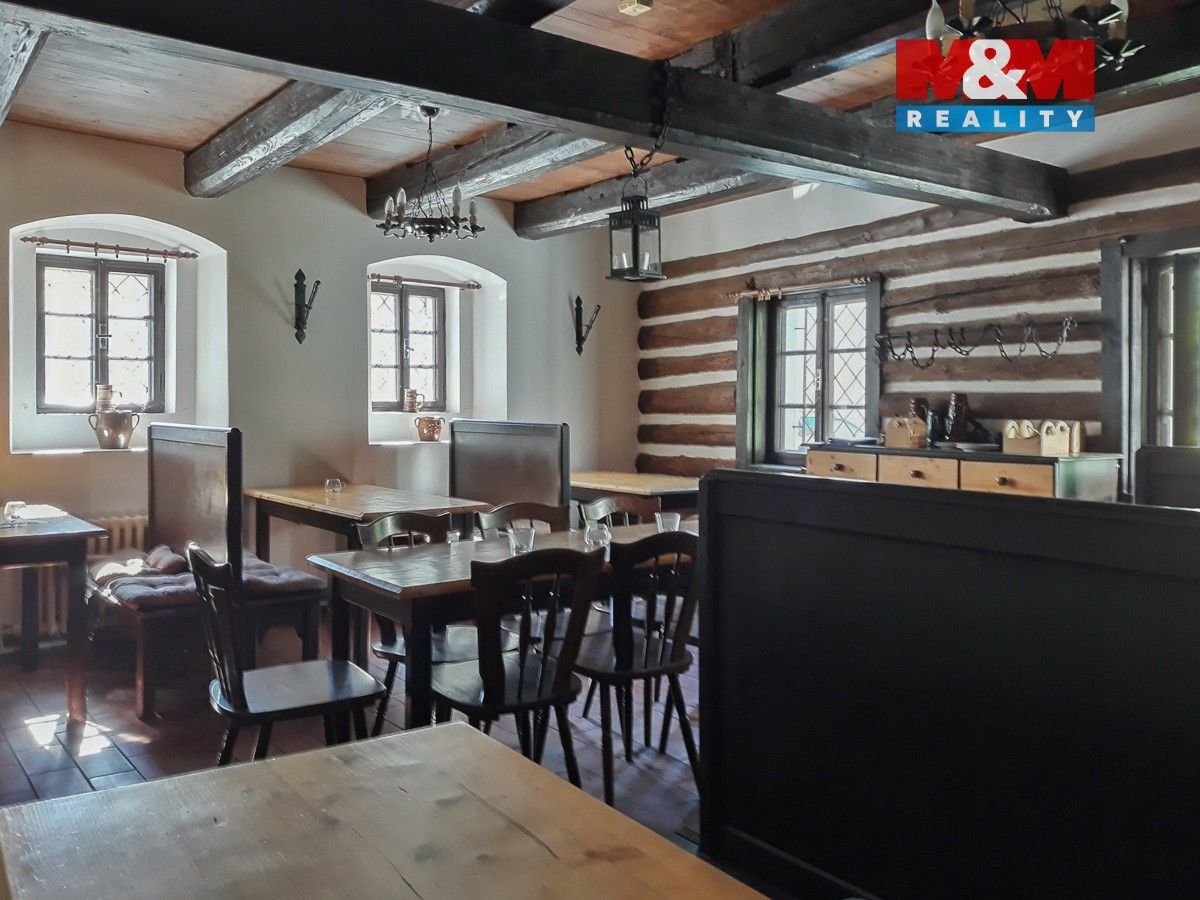 Pronájem komerčního prostoru 400 m² - foto 5
