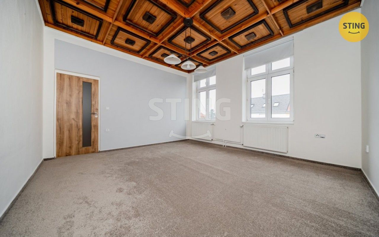 Pronájem bytu 3+1 100 m² - foto 3