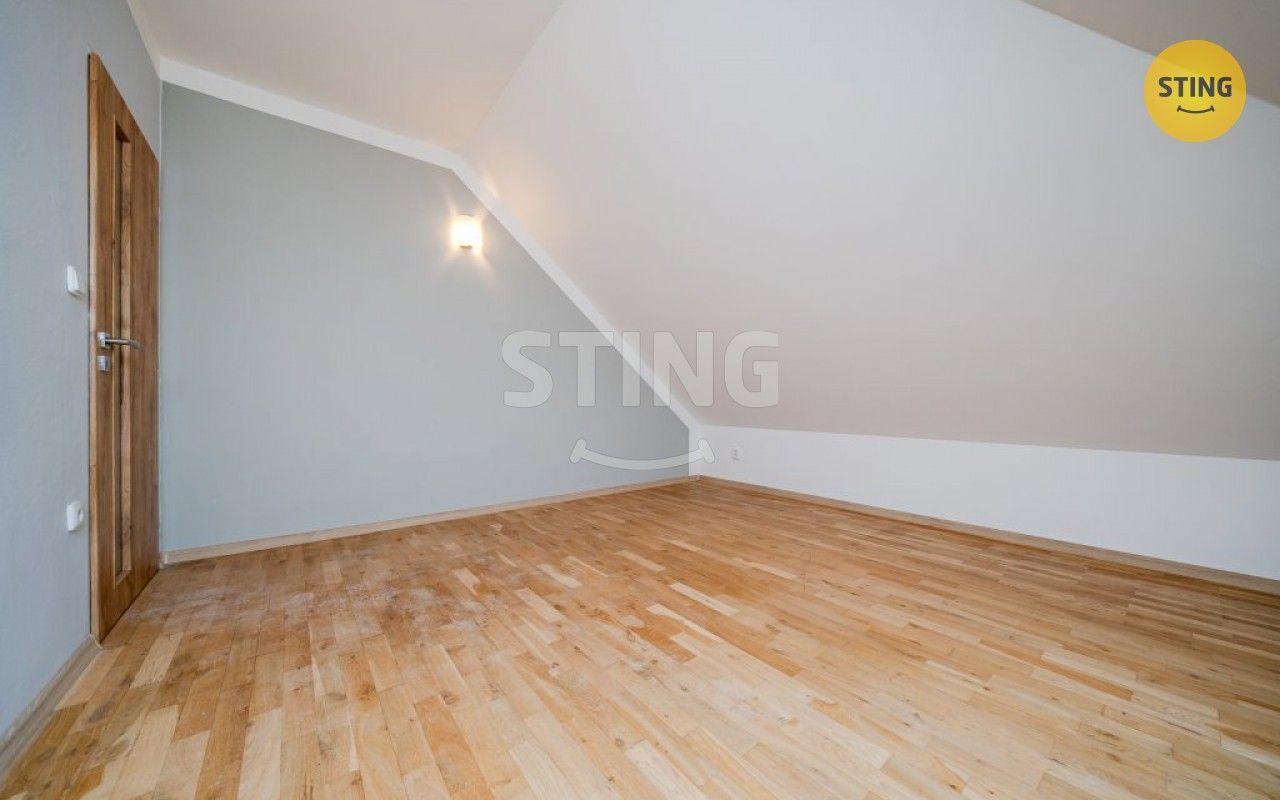 Pronájem bytu 3+1 100 m² - foto 5