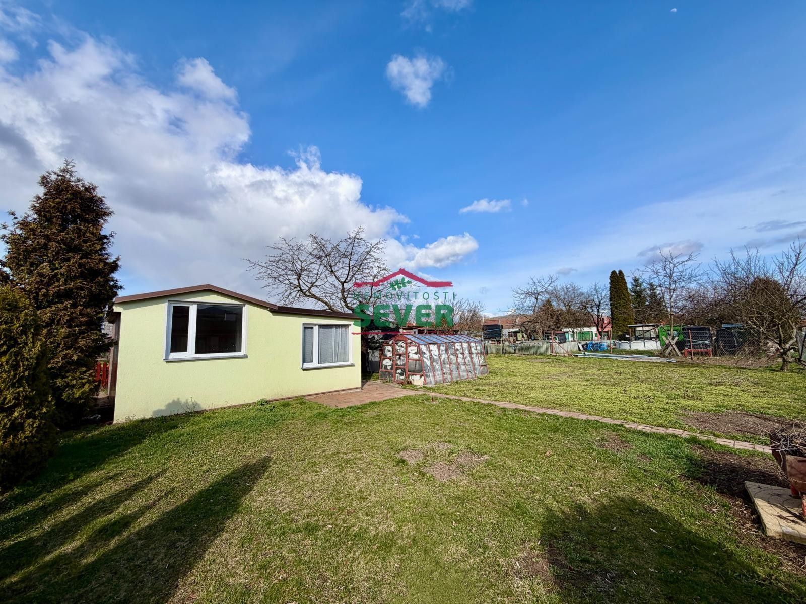 Prodej pozemku 340 m² - foto 2