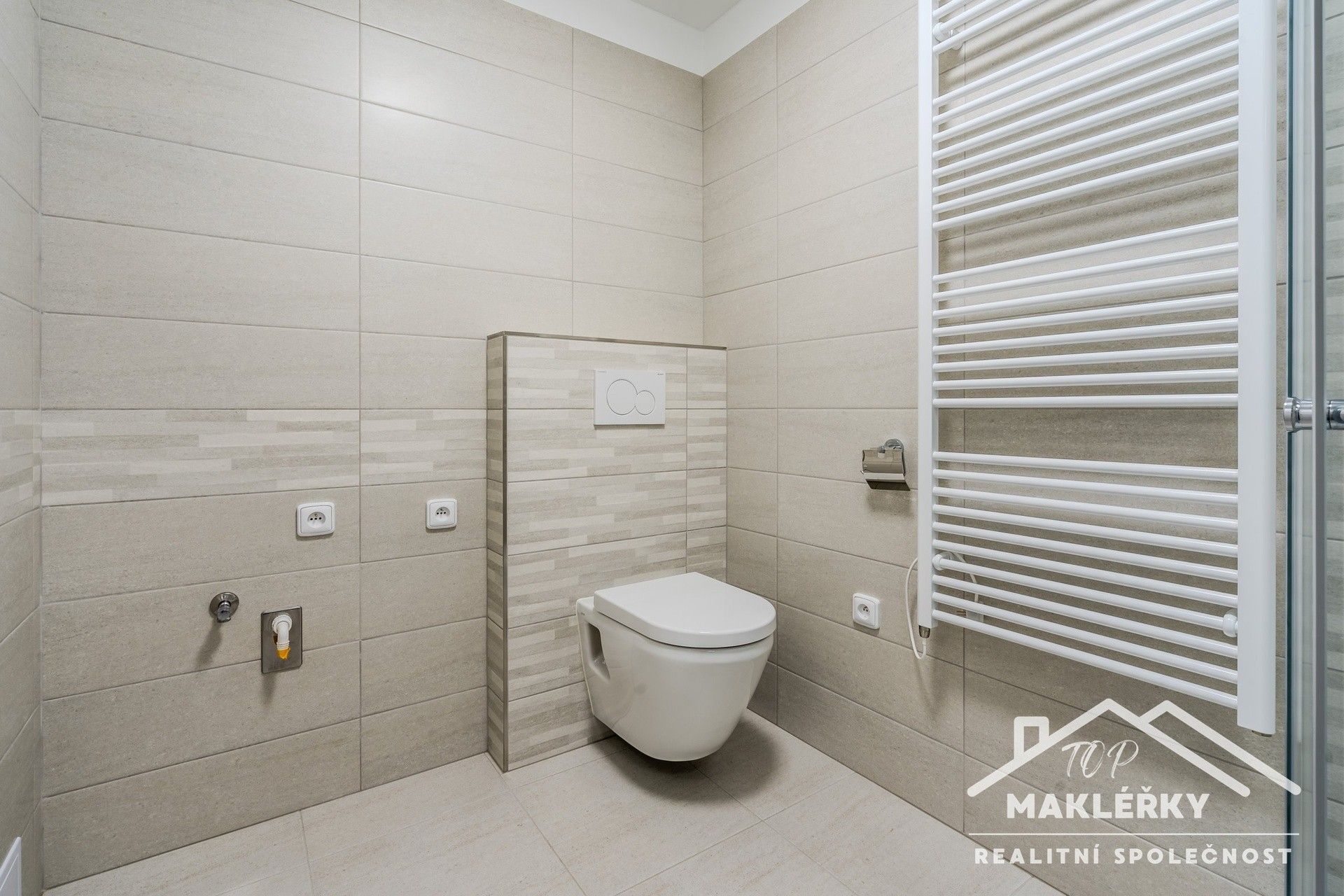Pronájem bytu 1+kk 30 m² - foto 10