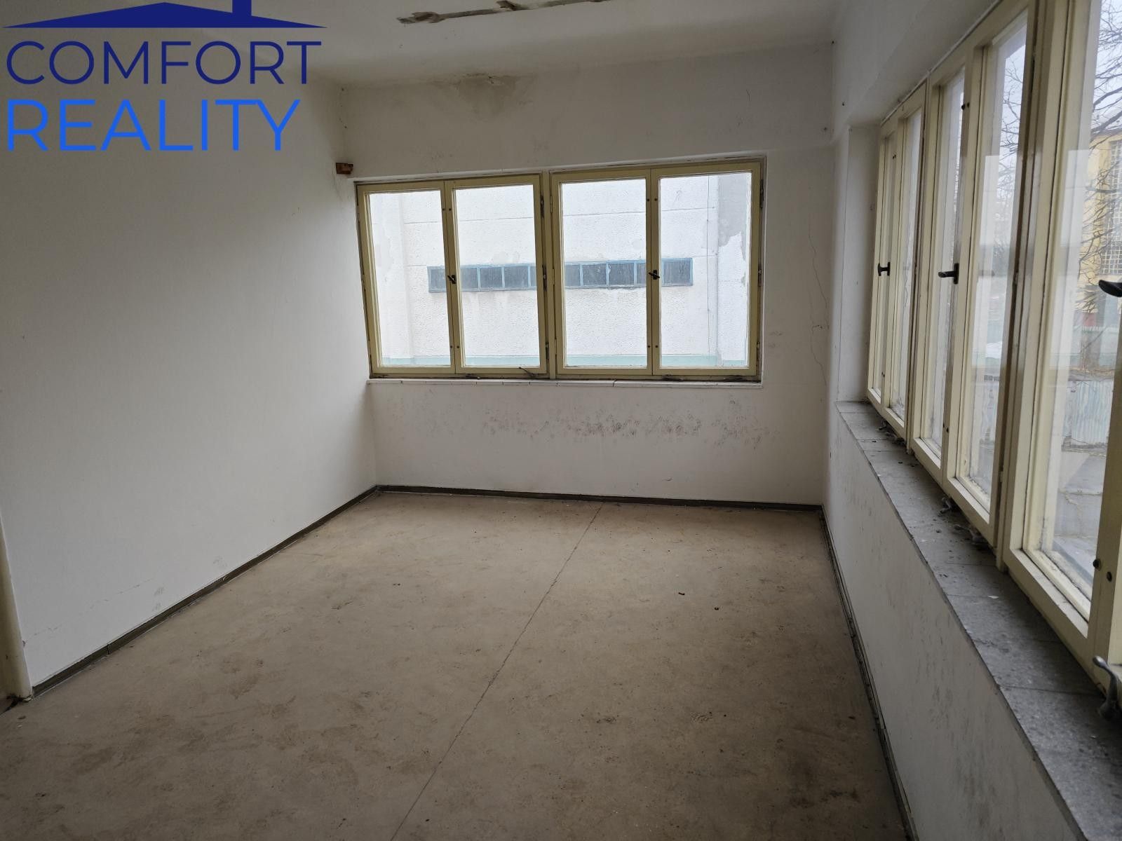 Pronájem komerčního prostoru 100 m² - foto 7