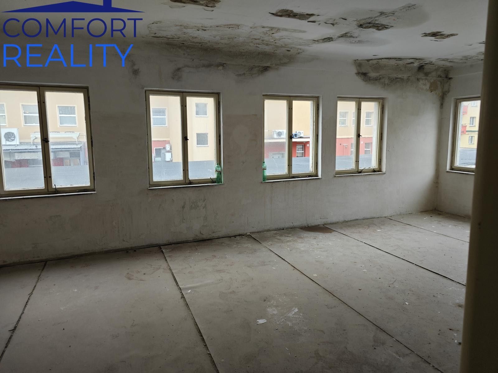 Pronájem komerčního prostoru 100 m² - foto 17