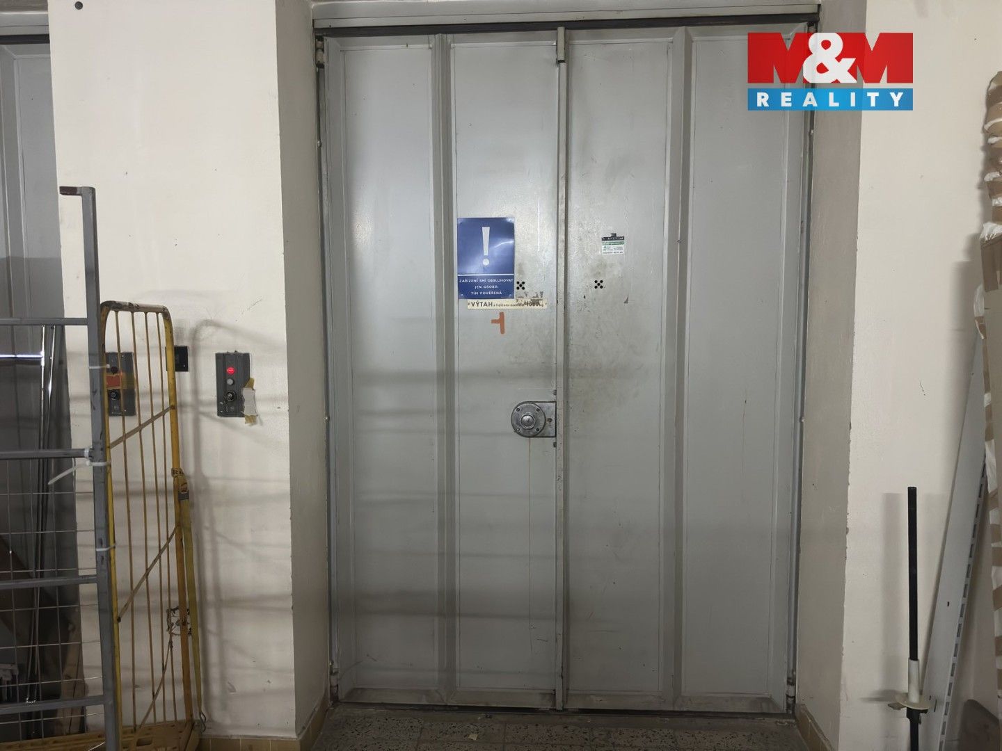 Pronájem komerčního prostoru 1300 m² - foto 6