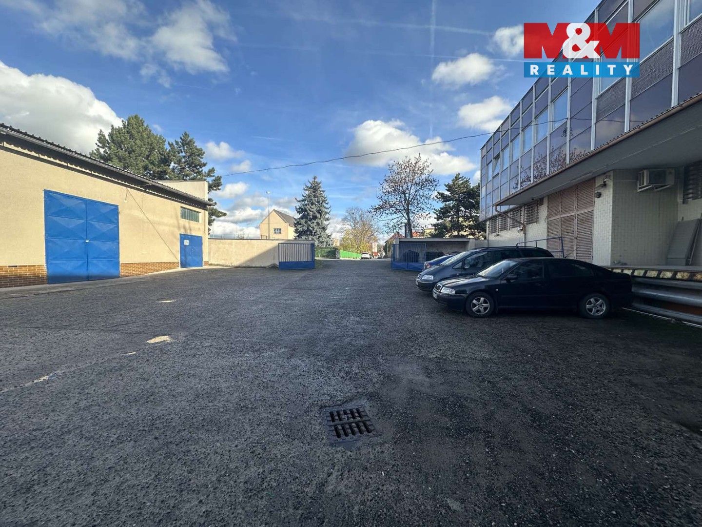 Pronájem komerčního prostoru 1300 m² - foto 8