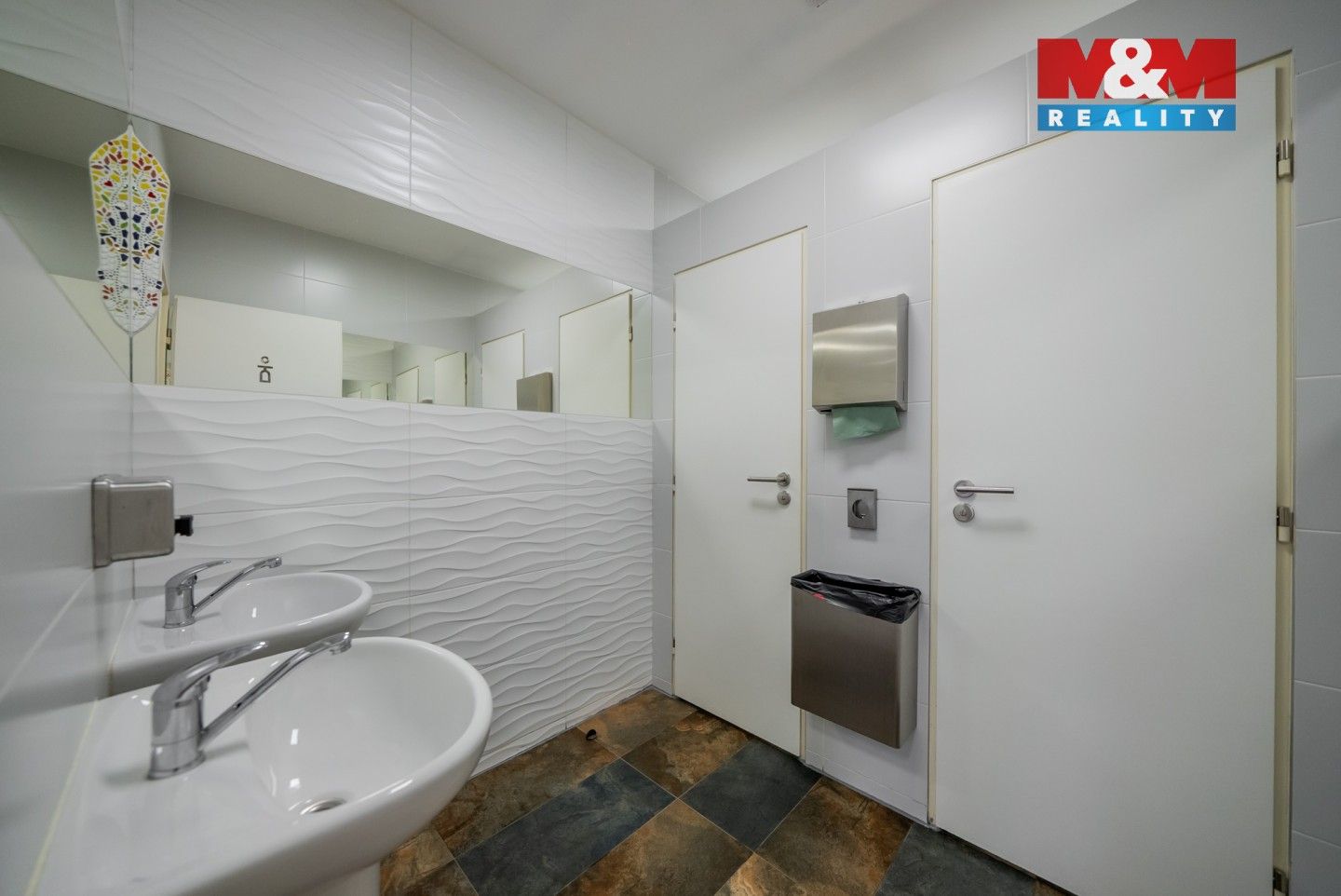 Prodej komerčního prostoru 533 m² - foto 11