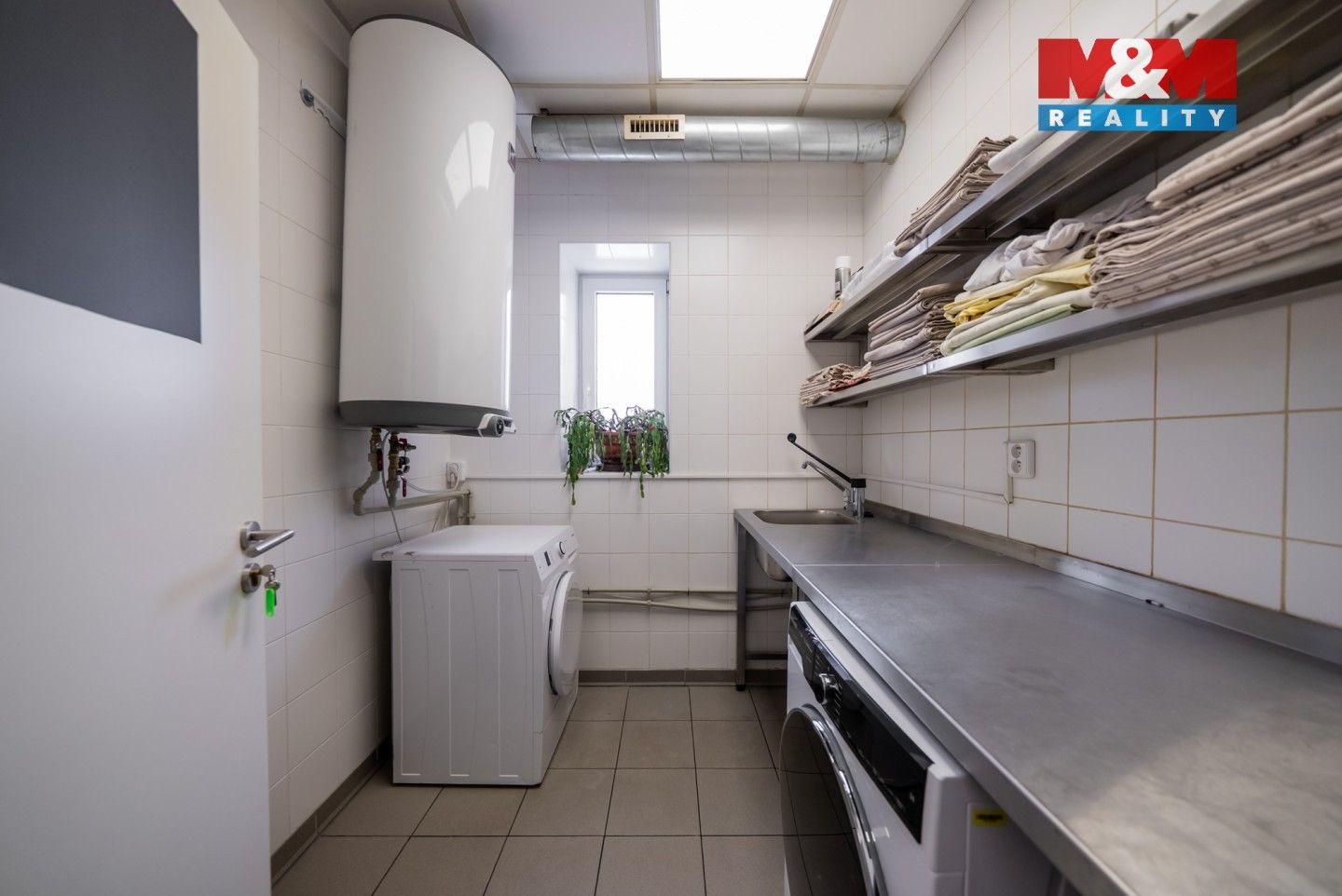 Prodej komerčního prostoru 533 m² - foto 14