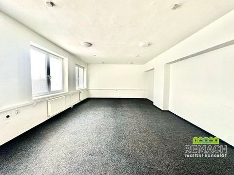 Pronájem komerčního prostoru 15 m² - foto 1
