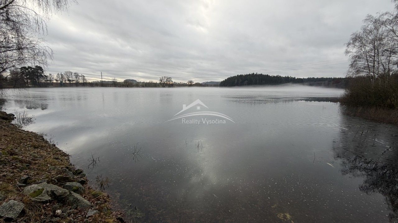 Prodej nemovitosti 48638 m² - foto 4