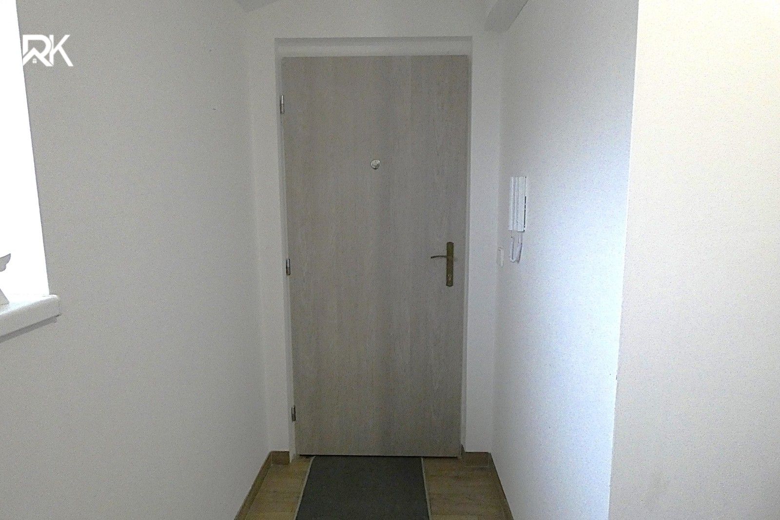 Pronájem bytu 1+kk 30 m² - foto 7