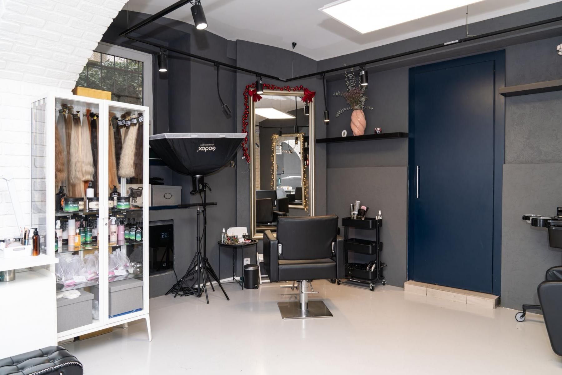 Pronájem komerčního prostoru 136 m² - foto 2
