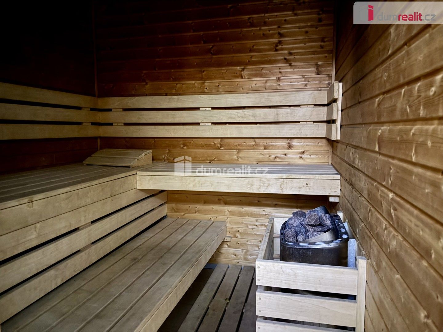 Pronájem komerčního prostoru 908 m² - foto 25