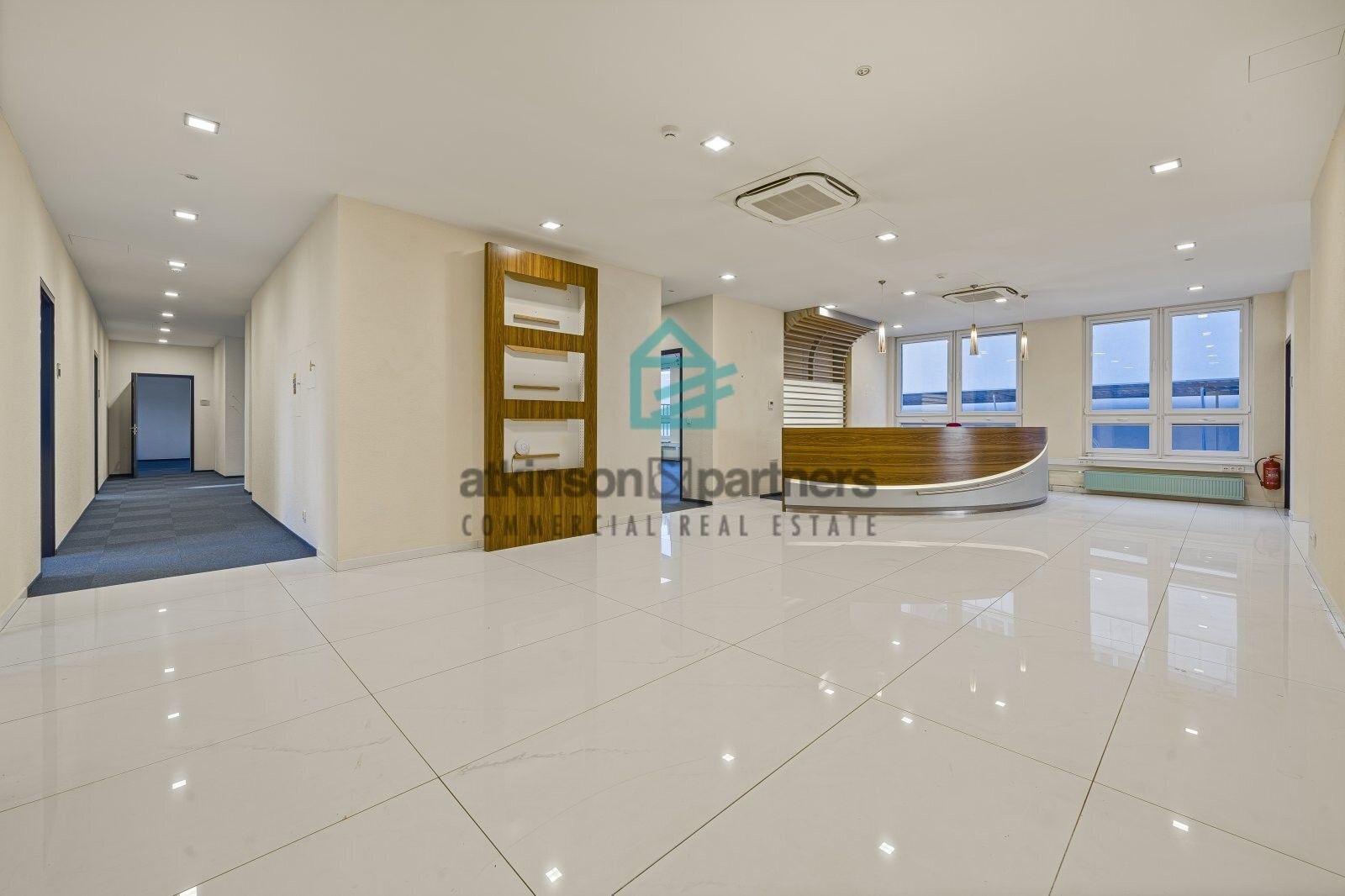Pronájem komerčního prostoru 3500 m² - foto 3