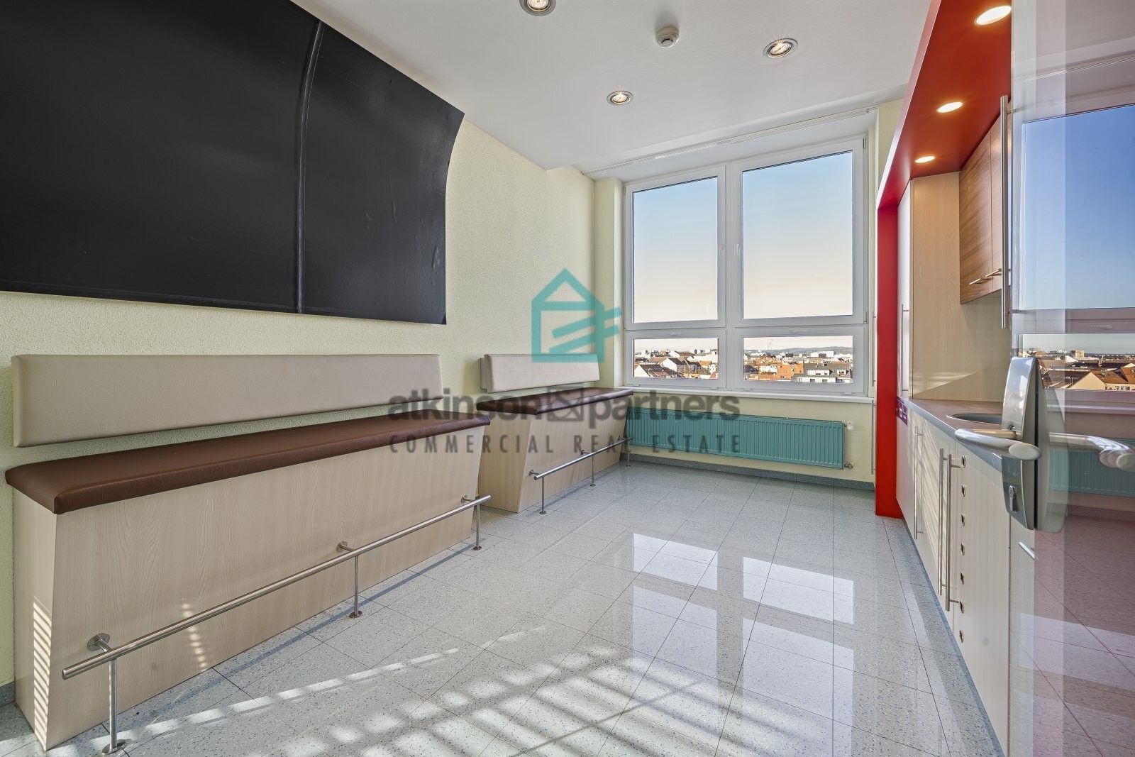 Pronájem komerčního prostoru 3500 m² - foto 5