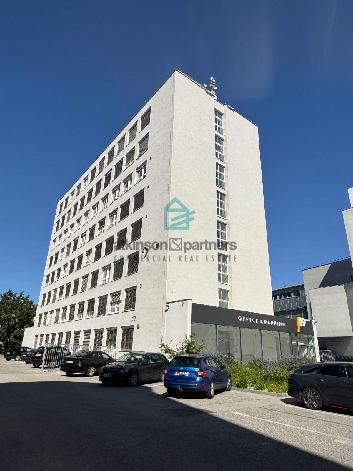 Pronájem komerčního prostoru 3500 m² - foto 22
