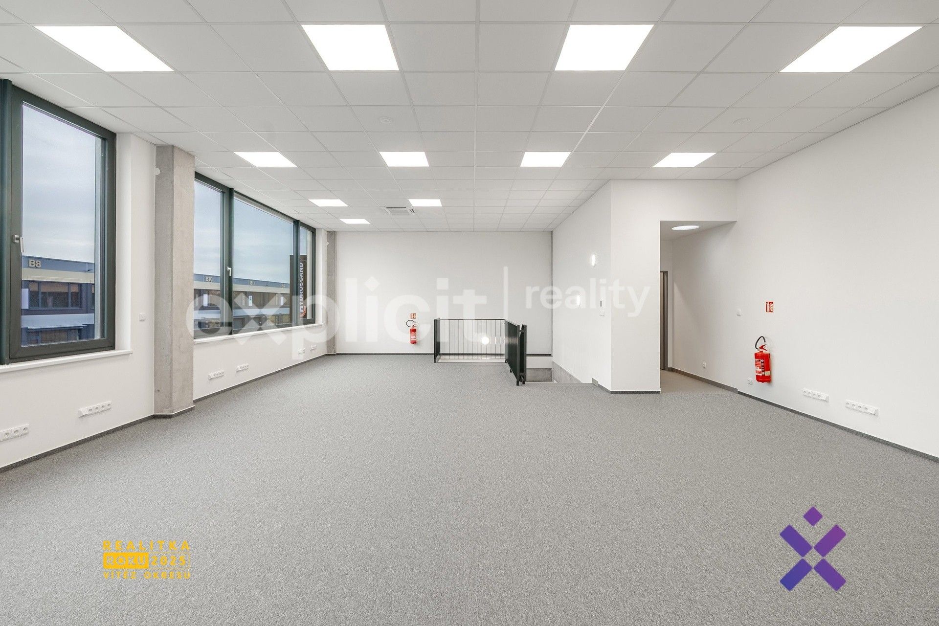 Pronájem komerčního prostoru 444 m² - foto 7