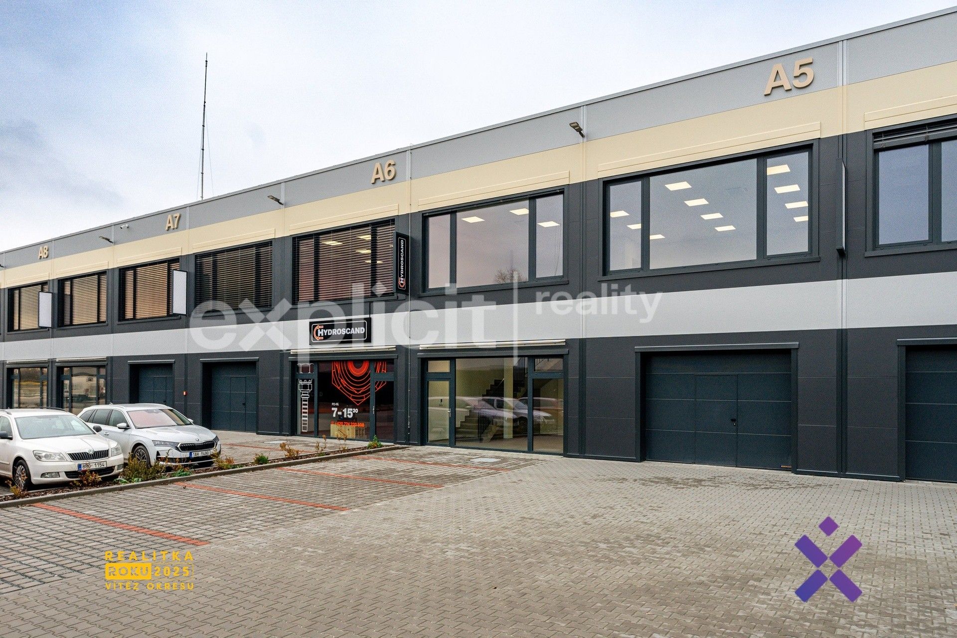 Pronájem komerčního prostoru 444 m² - foto 28