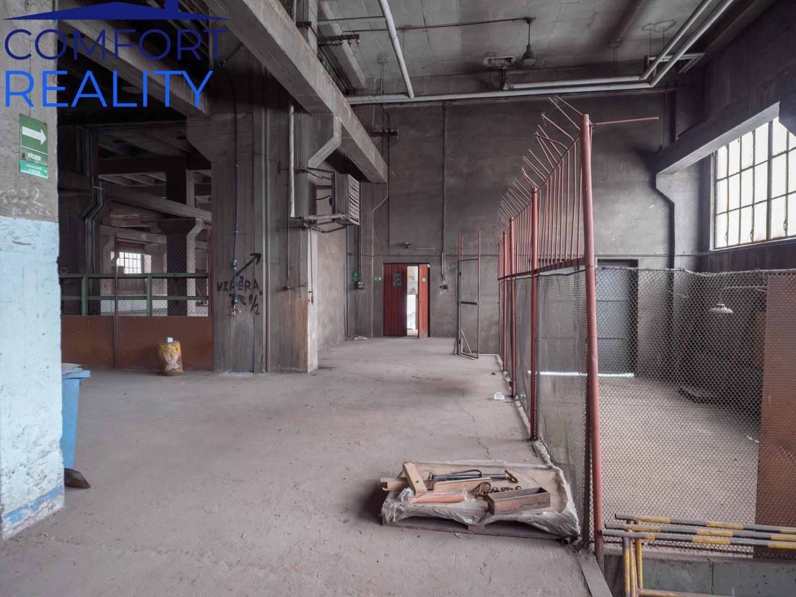 Pronájem komerčního prostoru 2914 m² - foto 10