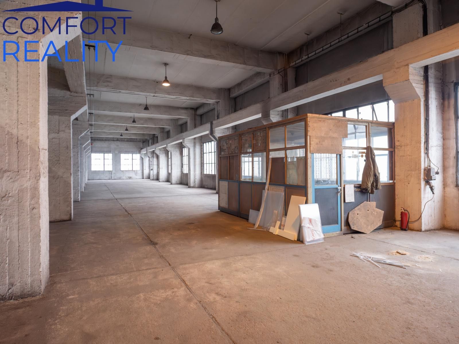 Pronájem komerčního prostoru 2914 m² - foto 14