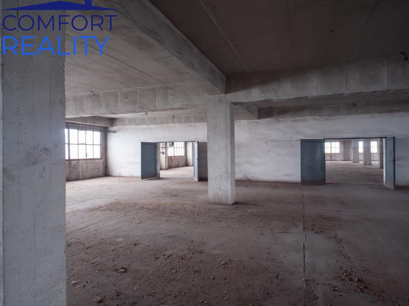 Pronájem komerčního prostoru 2914 m² - foto 19