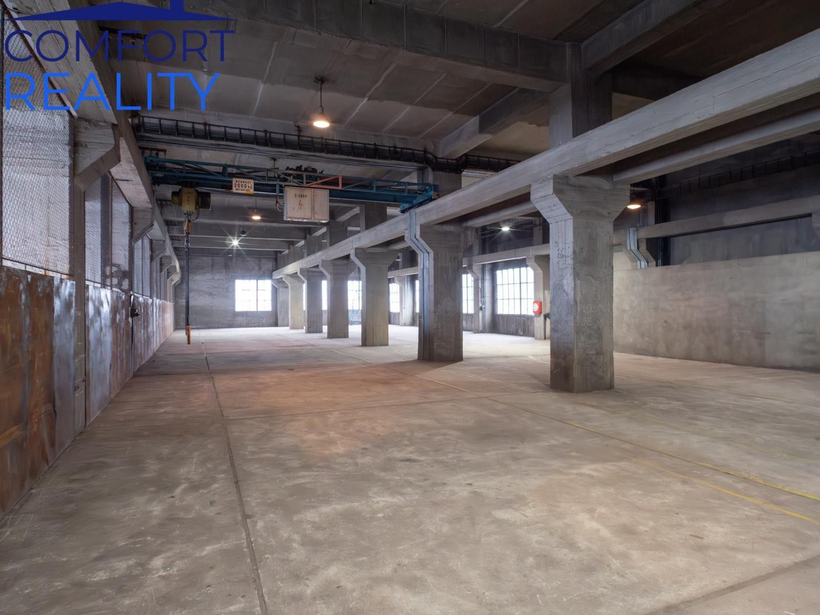 Pronájem komerčního prostoru 2914 m² - foto 23