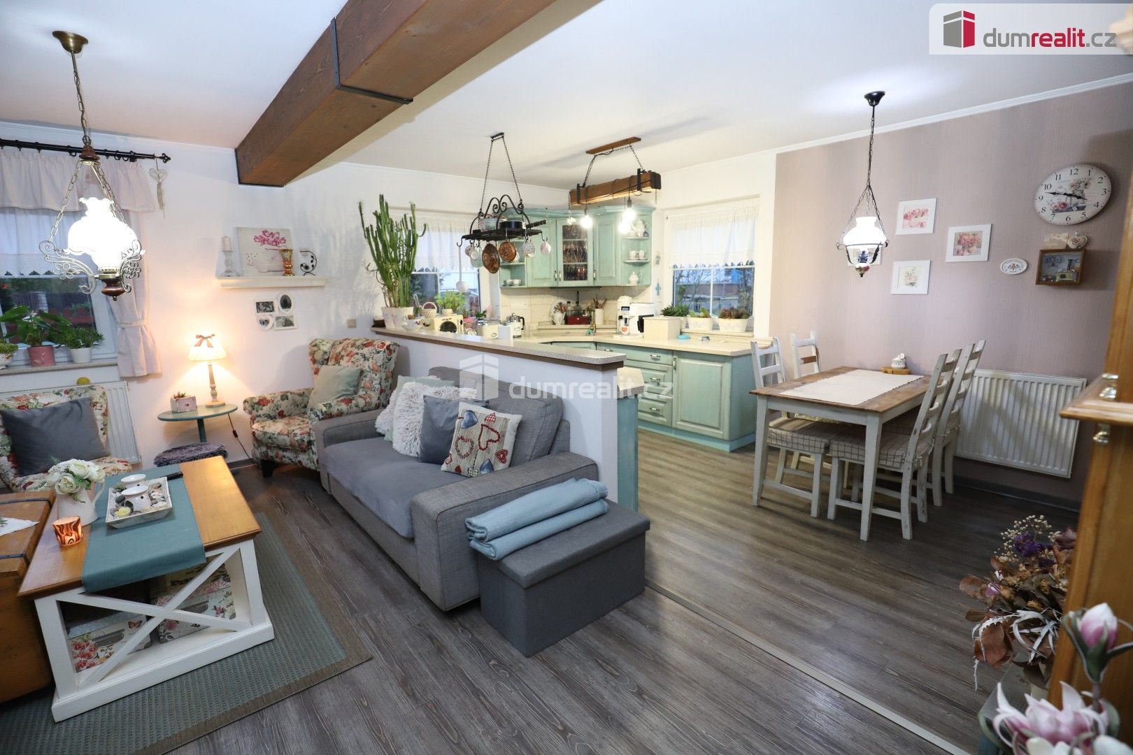 Prodej domu 150 m² - foto 1
