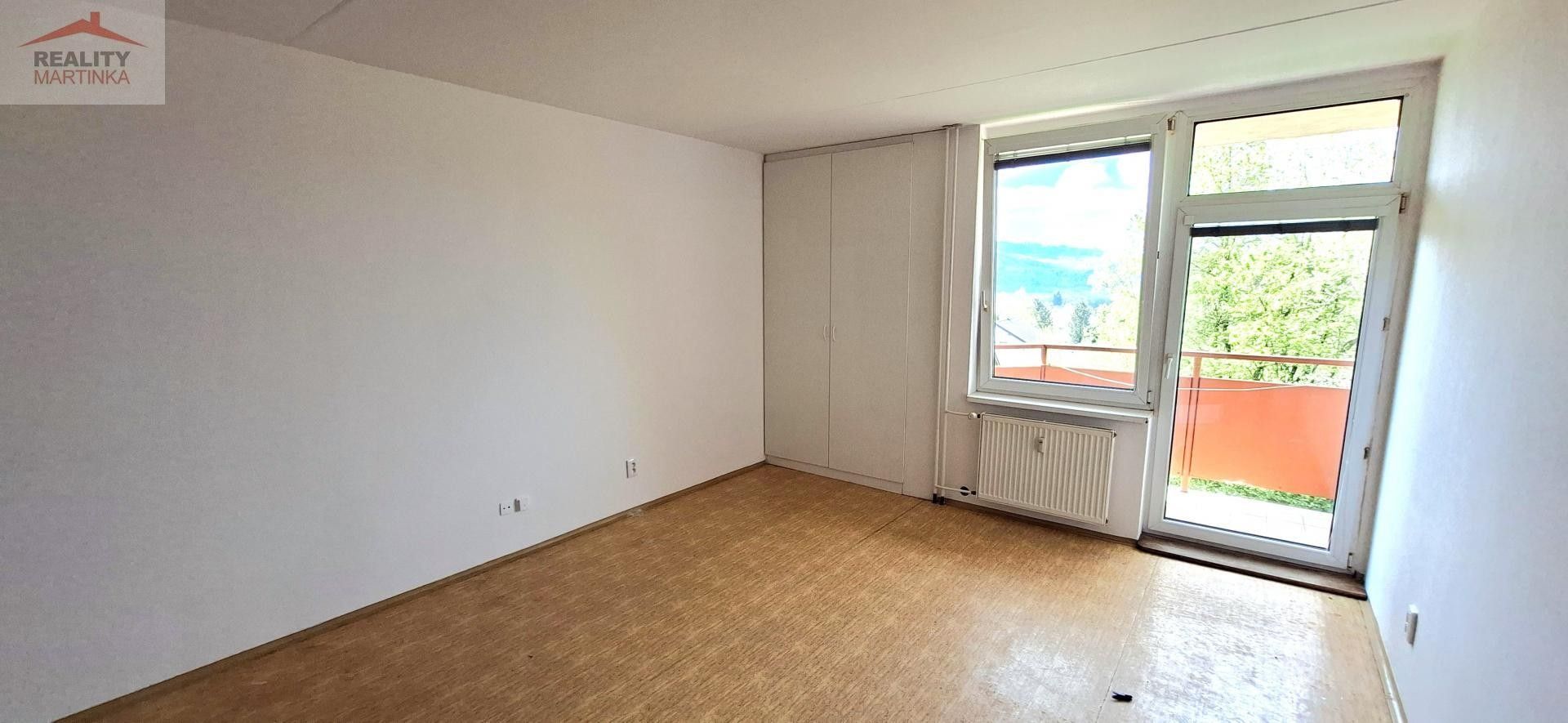 Pronájem bytu 1+kk 37 m² - foto 1