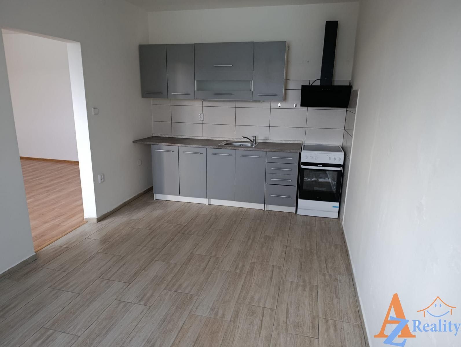 Pronájem bytu 2+1 48 m² - foto 2