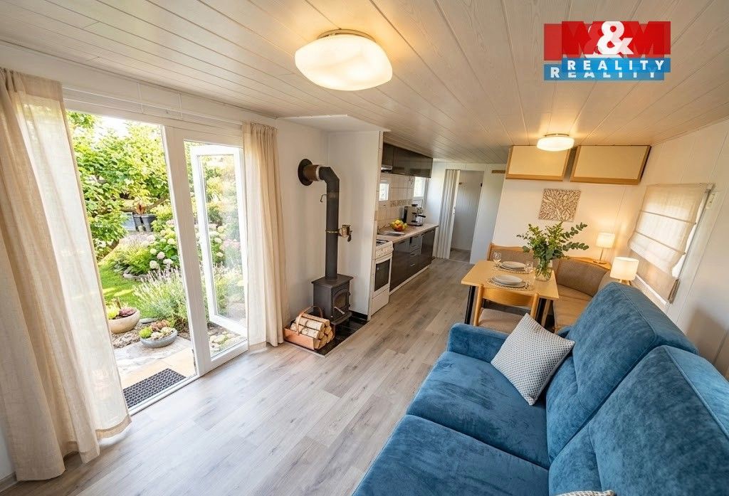 Prodej nemovitosti 24 m² - foto 2
