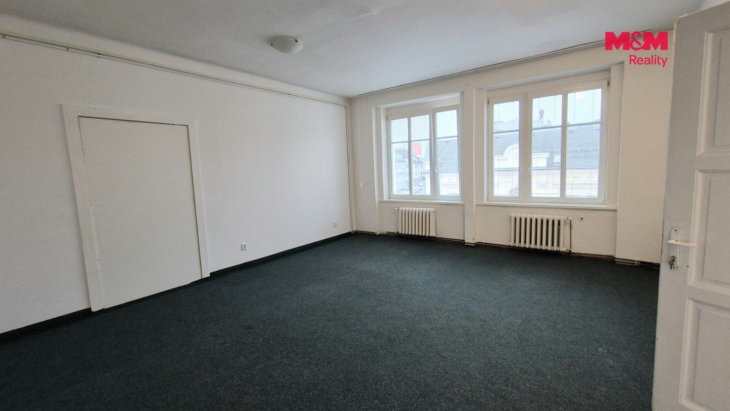 Pronájem bytu 2+kk 66 m² - foto 12